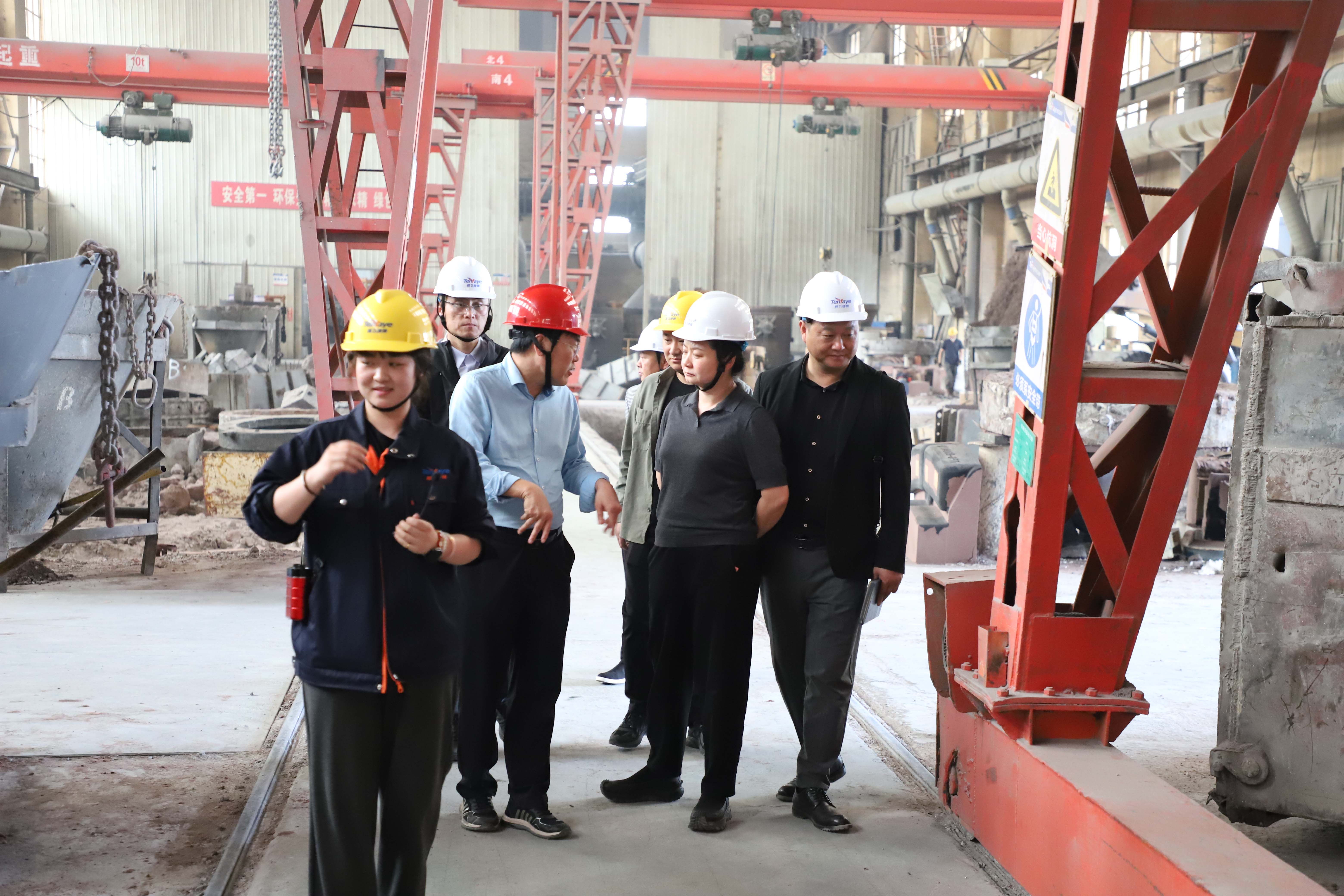 ¡Los clientes acuden en masa, Tengfei Steel Casting forja la confianza con calidad!